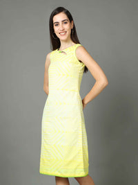 'Keya' Shibori Key-Hole Shift Dress